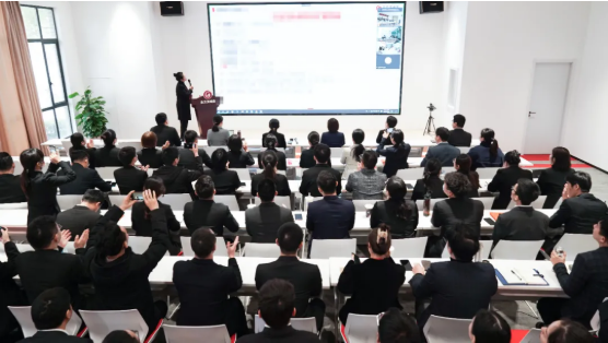 項目量質(zhì)攀新高，掀起“大干100天”競賽高潮！12月上旬，集團成功通過49個優(yōu)質(zhì)投資選址項目